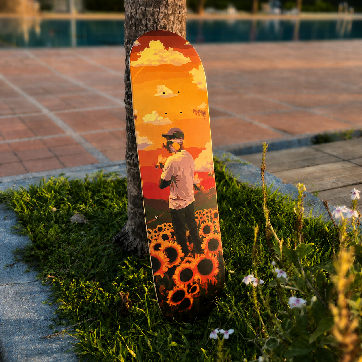 "Flower" 8.25' Deck